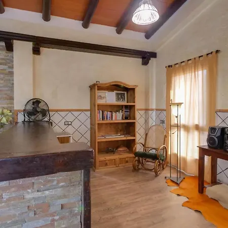 Melongos Villa *